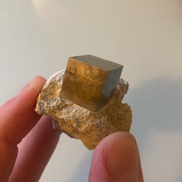 🌟 Naturally Occurring Pyrite Cube Specimen on Matrix - Rare! - Picture 7 of 8